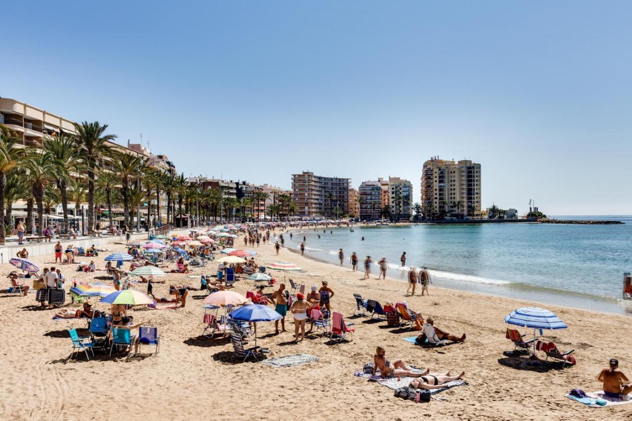 Apartamiento Fragata Apartman Torrevieja Kültér fotó
