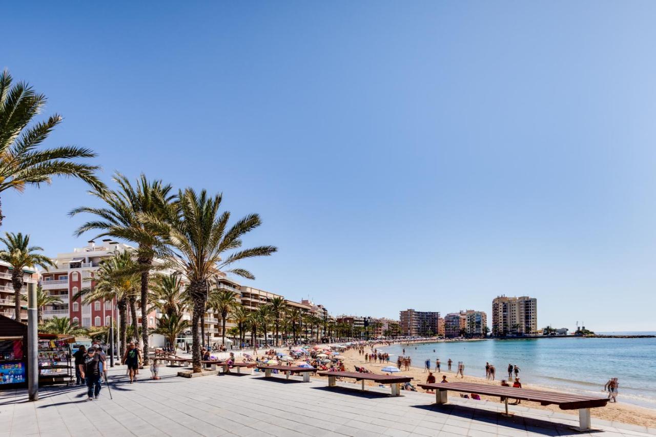 Apartamiento Fragata Apartman Torrevieja Kültér fotó
