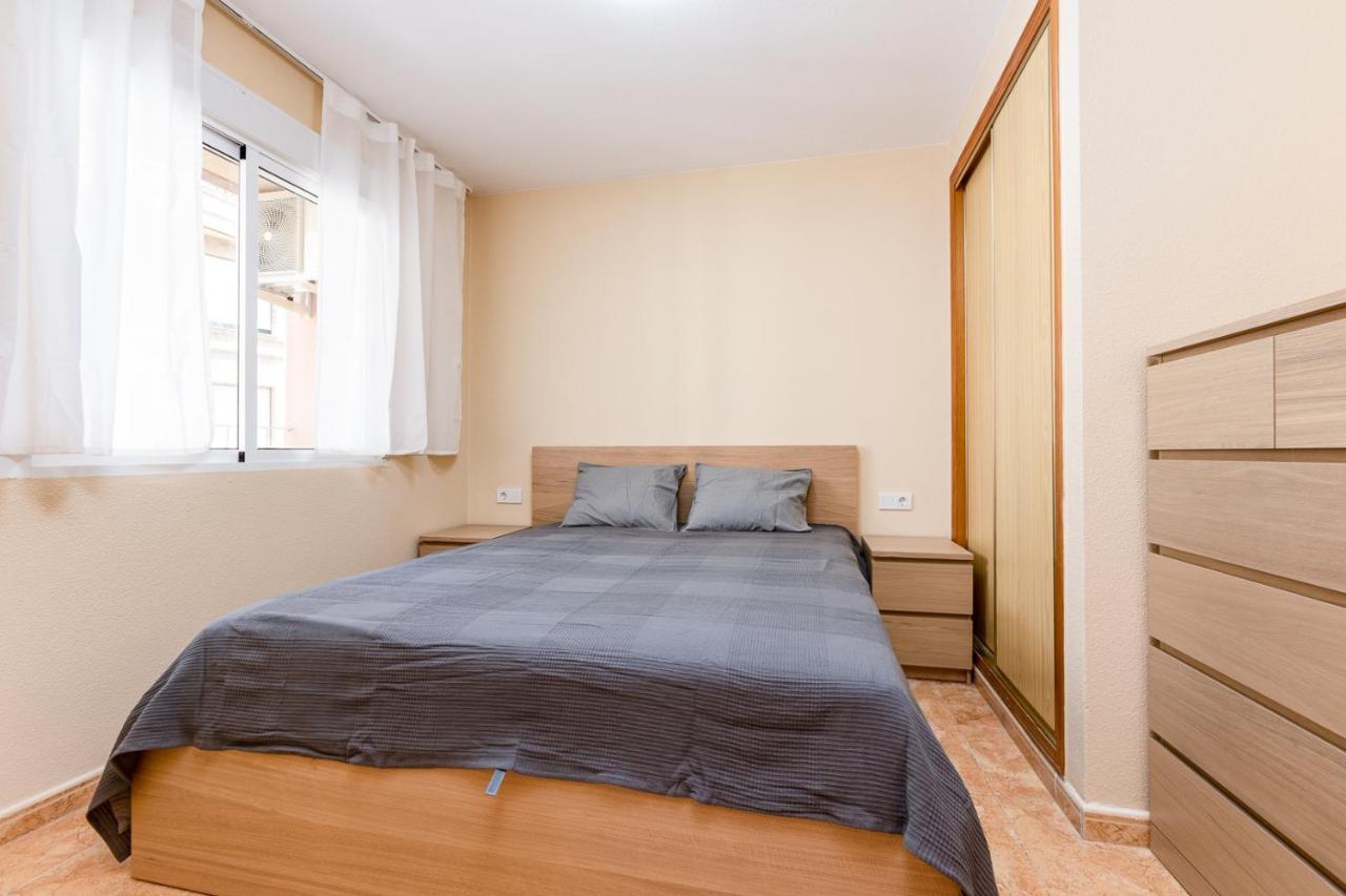 Apartamiento Fragata Apartman Torrevieja Kültér fotó