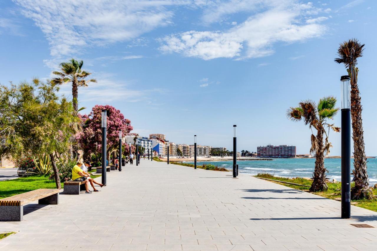 Apartamiento Fragata Apartman Torrevieja Kültér fotó